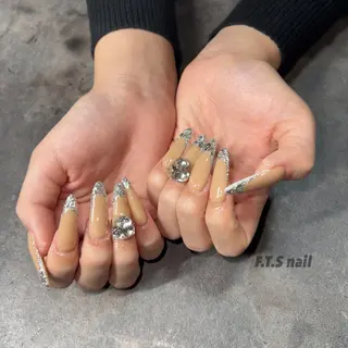 ネイル F.T.S nailのネイルデザイン