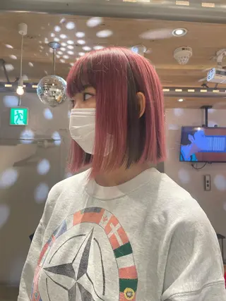 セミロング カラー 艶ハイトーン👑♡ NATSUKIのヘアスタイル