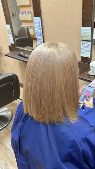 ミディアム カラー ブリーチ🩵レイヤー Maho🐻‍❄️のヘアスタイル