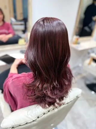 ミディアム 河相 珠菜のヘアスタイル