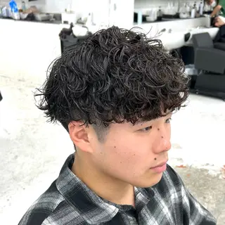 ショート パーマ メンズ 【メンズパーマ特化】 🍏網中勇喜のヘアスタイル