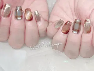 ショート Quick Sukarupu 高田馬場店所属・Quick Sukarupuのネイルデザイン