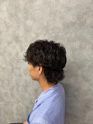 パーマ メンズ シャドウ/フェザー パーマメンズりつきのヘアスタイル