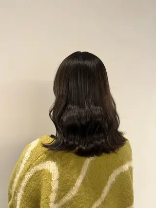 ロング カラー 小原 里都のヘアスタイル