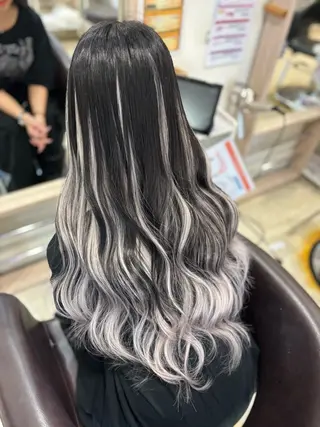 ロング KR2S北野田所属・艶カラー🫧/シール エクステRYOKAのヘアスタイル