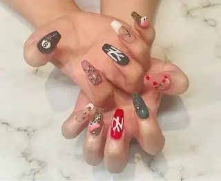 ネイル bea  merci所属・beamerci🌼 SHIORIのネイルデザイン