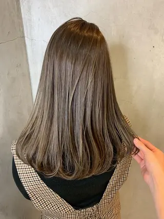 ロング カラー 🐝肥田 しょーと🐝のヘアスタイル