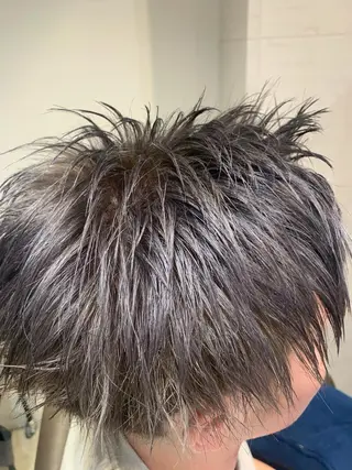 ショート メンズ 糟谷 慈英のヘアスタイル