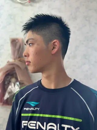 キッズ 髪質改善のプロ✨りな さんのヘアスタイル