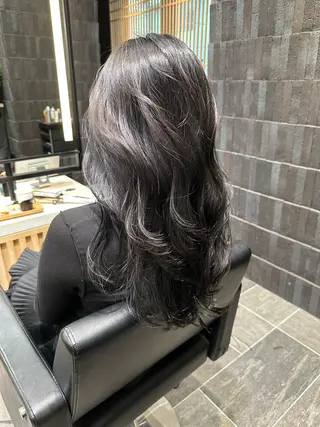 セミロング カラー LATTE  渋谷所属・♡レイヤーカット れお♡のヘアスタイル