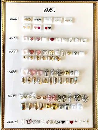 ネイル en. RIONのネイルデザイン