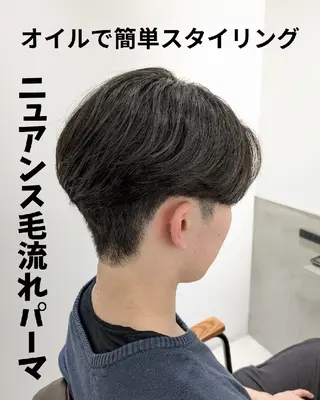 ミディアム パーマ メンズ 艶髪韓国ヘア🇰🇷 韓国風メンズカット のヘアスタイル