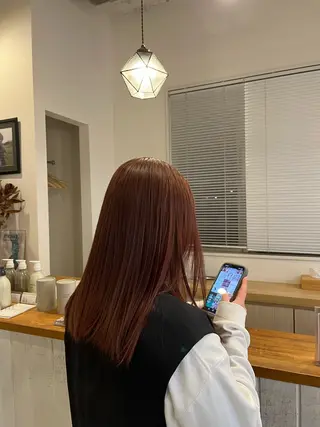 カラー Gigiインターパーク所属・Gigi Kazumaのヘアスタイル