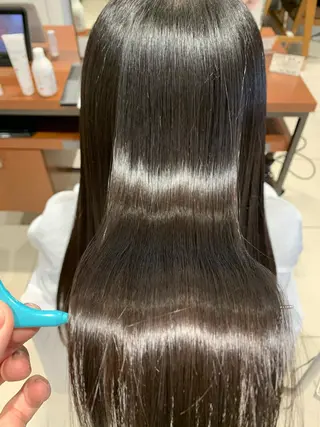 ロング Produce with SALON VILLAGE所属・メッシュパーマ職人/ 窪田 優也/ツイスパのヘアスタイル