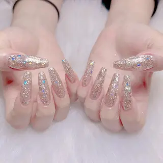 ネイル Mari 🎀六月移転のネイルデザイン