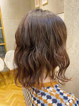 ミディアム カラー パーマ ヘアアレンジ 🍀髪質改善 ケアカラーrootsのヘアスタイル