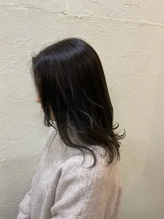 ロング カラー ENIF ヤマグチアツコのヘアスタイル