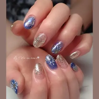 ネイル ラヴィアン ローズのネイルデザイン