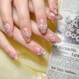 ネイル グロー ネイルのネイルデザイン