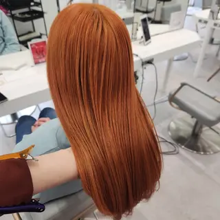 ロング カラー 推しアニメカラー🌈 ツヤ透明感カラー🦄のヘアスタイル