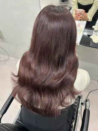 ロング カラー IO イオリのヘアスタイル