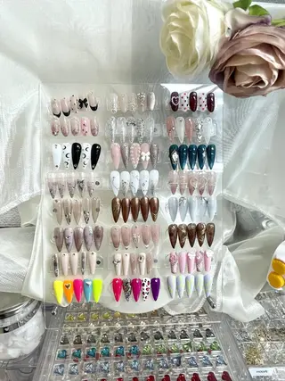 ネイル ルイス " Nail 渋谷のネイルデザイン