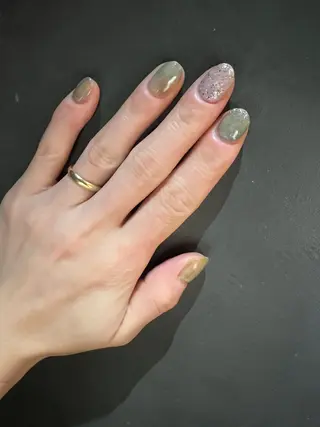 ネイル 金 柚嬉のネイルデザイン