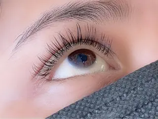 マツエク・マツパ nuna池袋 mokaのマツエク・マツパデザイン