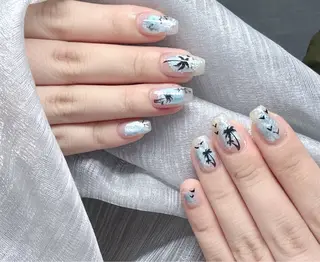 ネイル &ME Mikoのネイルデザイン