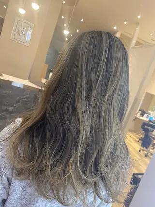 セミロング カラー salowin梅田茶屋町suite所属・ハイトーンヘア/ 島崎　タクミのヘアスタイル