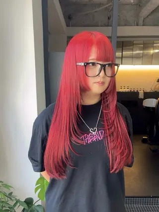 ロング カラー ユナ🎀レイヤー /韓国/ハイトーンのヘアスタイル