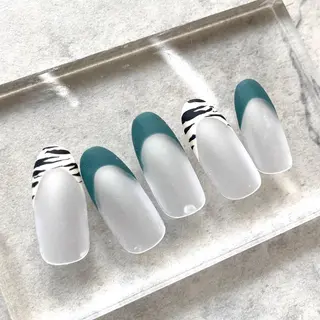 ネイル ネイル スクールのネイルデザイン