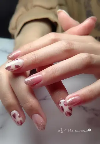 ネイル ラヴィアン ローズのネイルデザイン