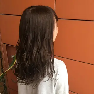 ロング カラー Minori【ミノリ】所属・井手 孔介のヘアスタイル