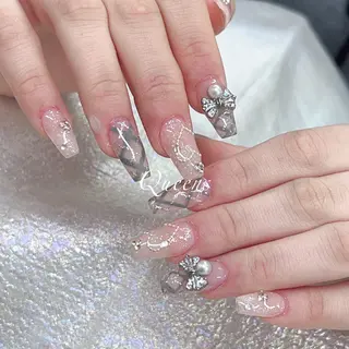 ネイル Queens 榊 まおのネイルデザイン