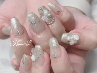 ネイル 芦辺 香奈のネイルデザイン