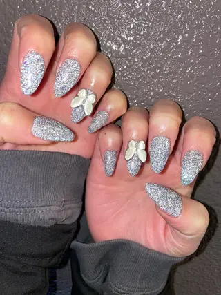 ロング カラー ヘアアレンジ キッズ ネイル マツエク・マツパ アイブロウ 福田 加奈のネイルデザイン