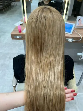 ロング カラー 木野田 萌のヘアスタイル