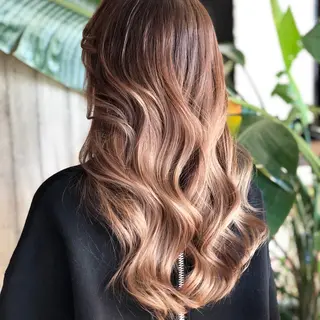 ミディアム カラー 🎨ショートの神様 /神評価🎨原田公祐のヘアスタイル