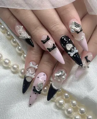 ネイル YOLO NAILのネイルデザイン