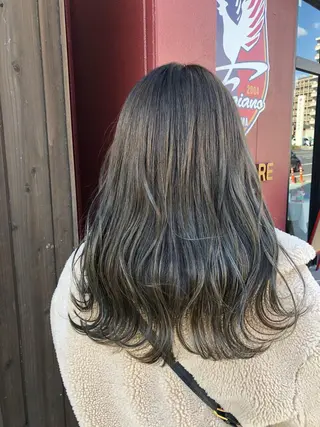 ロング 國次 夕貴のヘアスタイル