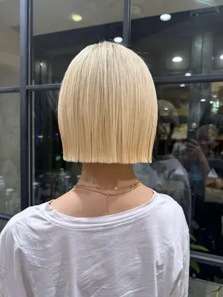 ミディアム 平野恵/透明感カラー ブリーチ/ボブのヘアスタイル