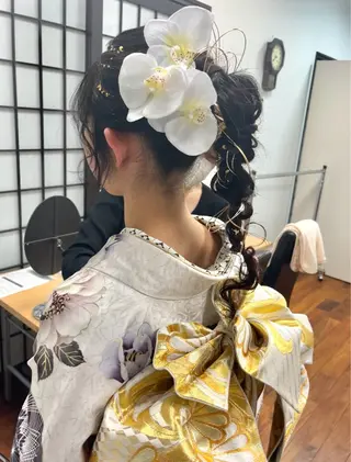 ロング ヘアアレンジ 山田 知佳のヘアスタイル