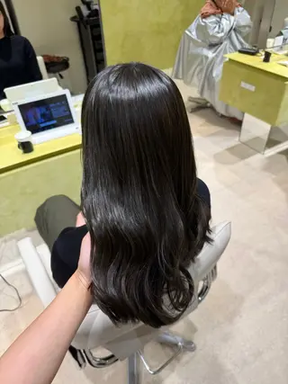 ロング カラー La fith rosa所属・miharu🐱 茨木/透明感カラーのヘアスタイル