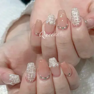 ネイル Queens 榊 まおのネイルデザイン