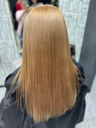 ロング 瀧下 唯のヘアスタイル