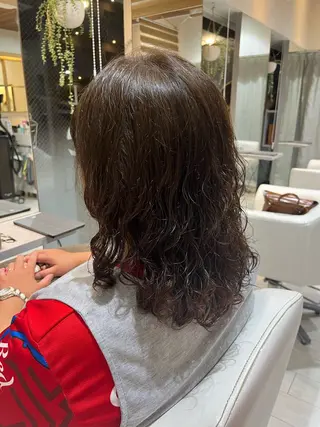 セミロング 須藤 百合香のヘアスタイル