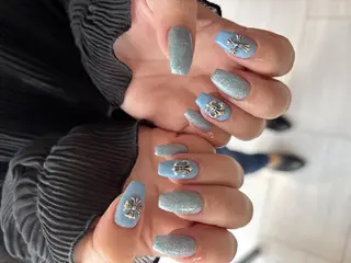 ネイル earth 粕谷美璃のネイルデザイン