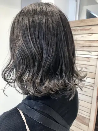 ミディアム カラー 島袋 ナオユキのヘアスタイル