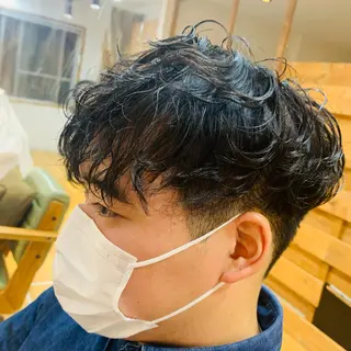 メンズ ショート🌼パーマ 本間正子のヘアスタイル